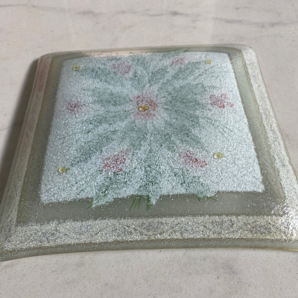 Christmas Gorham Dishes w Hollies set of 3 - Picture 10 of 10